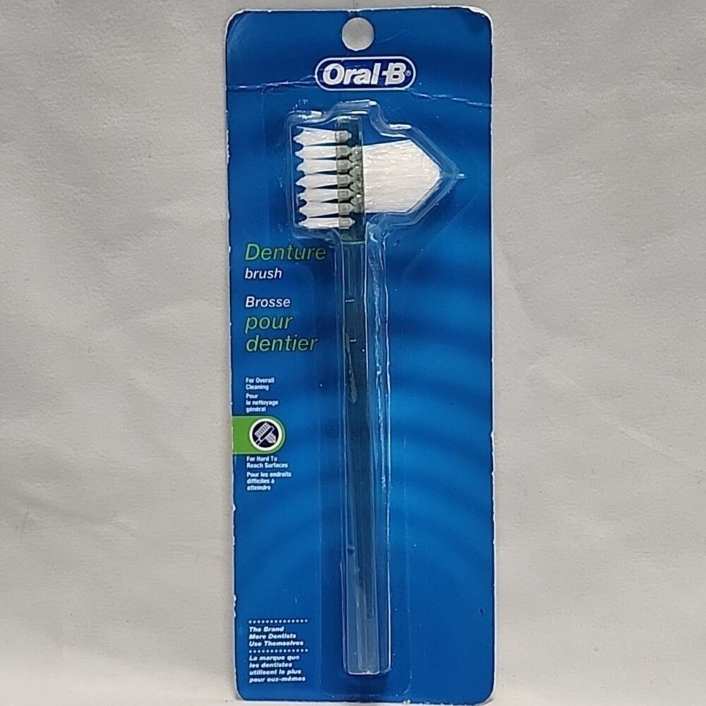 ORAL-B DENTURE BRUSH